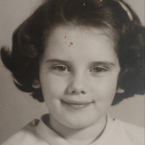 Meet your Posher, Joyce